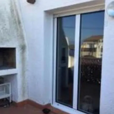 Apartment Empuriabrava, T2 Avec Piscine, Terrasse, Barbecue